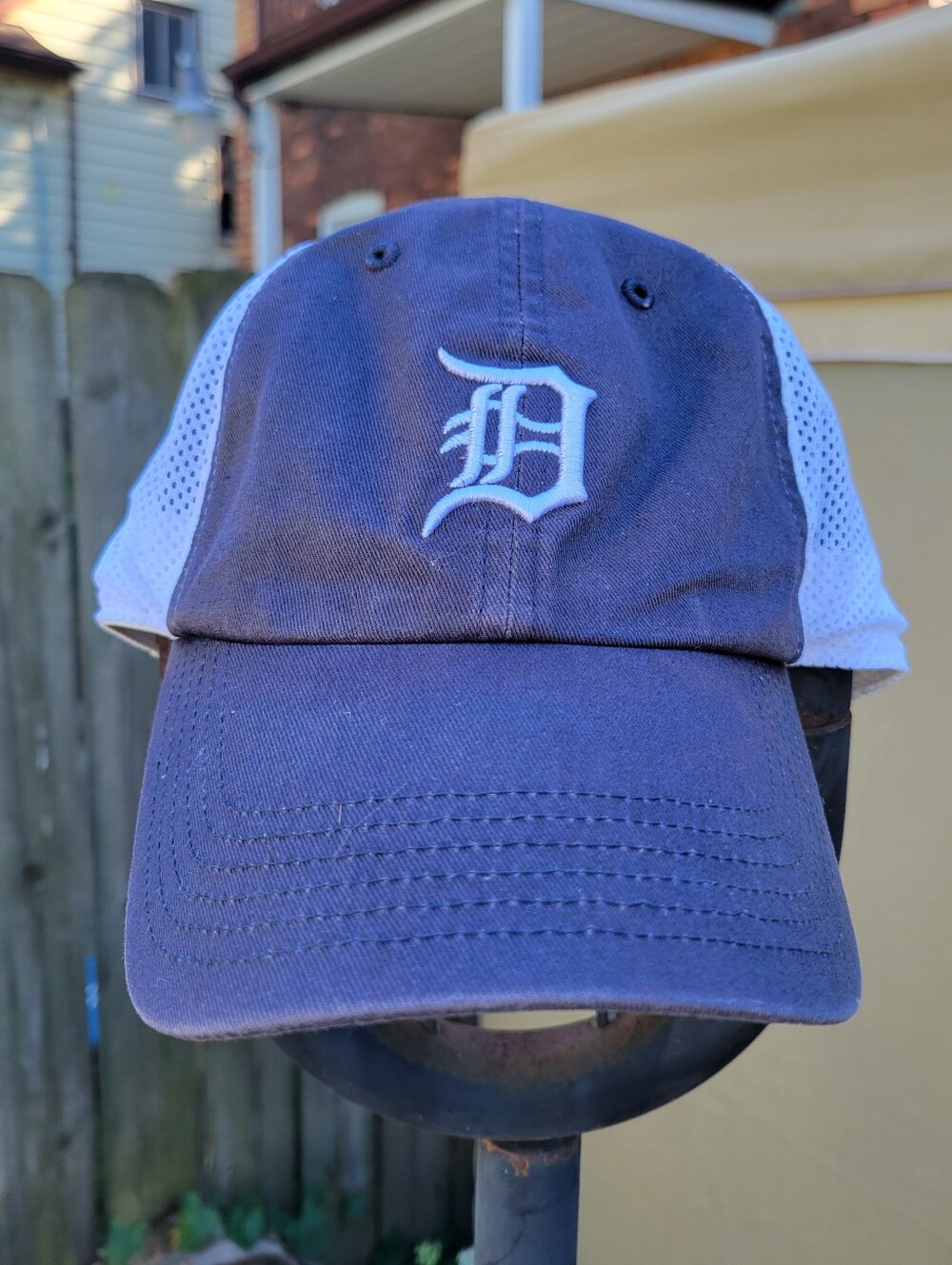 Fan Favorite Detroit Tigers Trucker HatNavy blue and white trucker hat with a me